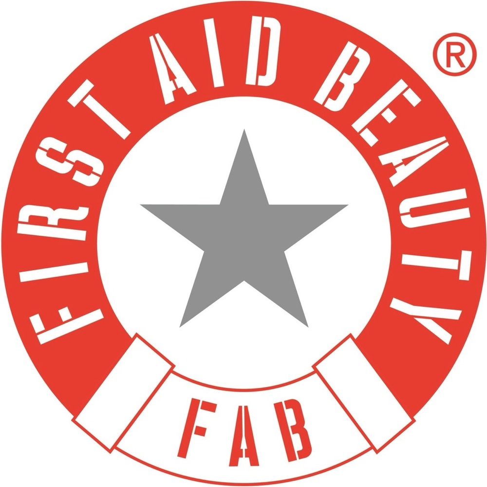 FIRST AID BEAUTY | 9” | Clear Cosmetic Makeup Bag Star Woodberry STL Soap Sample